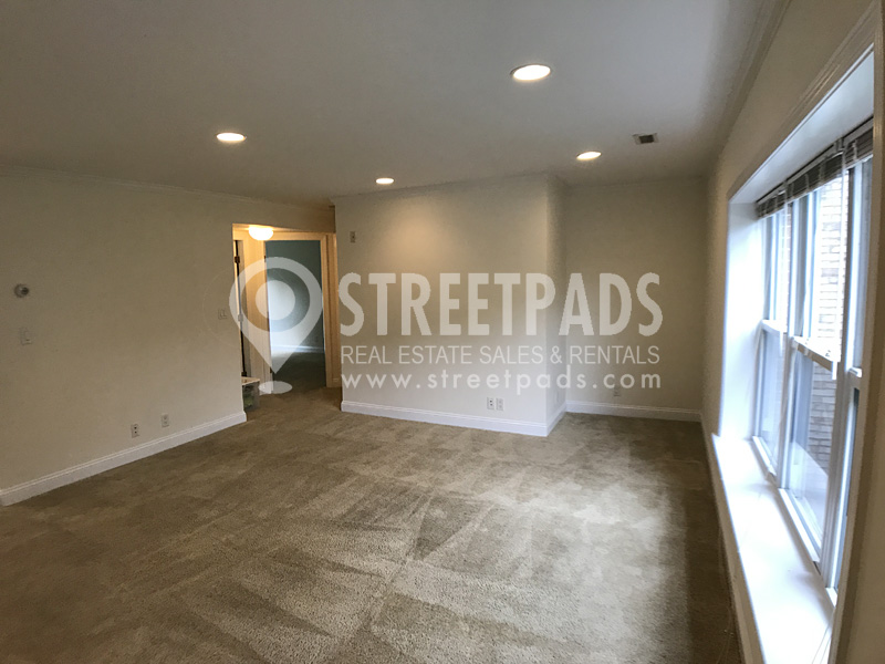 2 bed, 2 bath apartment for rent at 156 Newton St Unit 2, Brighton — photo 3 of 22