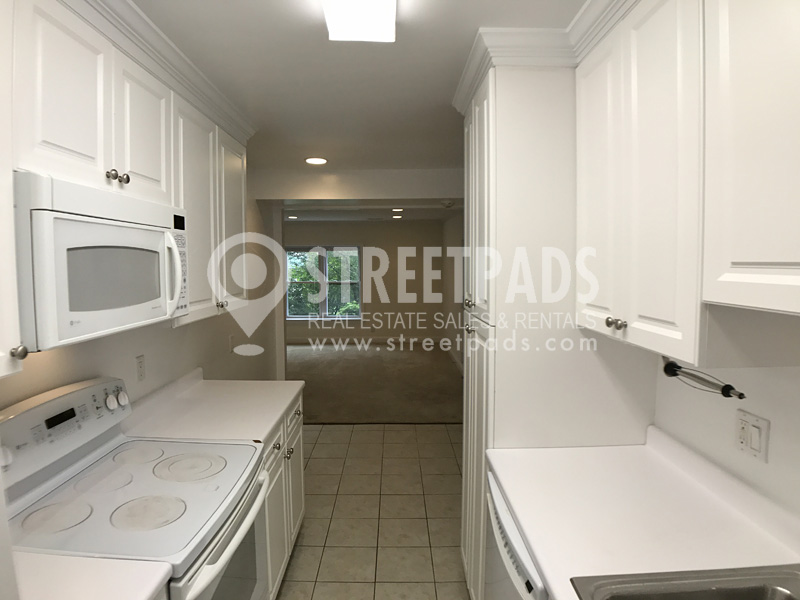 2 bed, 2 bath apartment for rent at 156 Newton St Unit 2, Brighton — photo 9 of 22