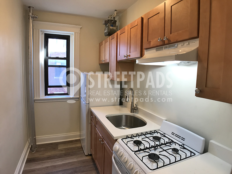Photos of apartment on Washington St.,Malden MA 02148