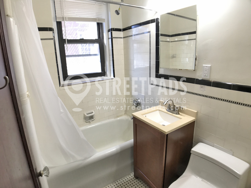 Photos of apartment on Pleasant St.,Malden MA 