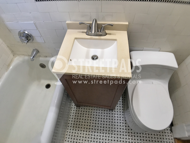 Photos of apartment on Pleasant St.,Malden MA 