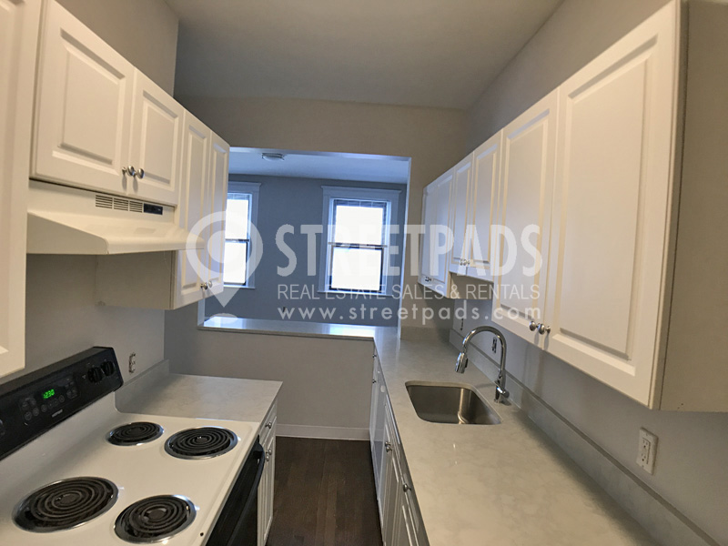 11 Stearns Rd, Coolidge Corner