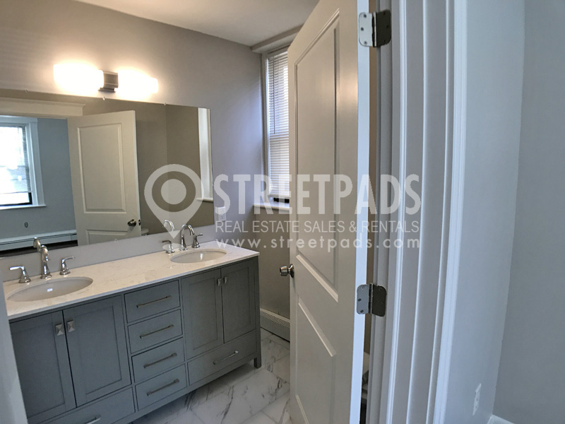 11 Stearns Rd, Coolidge Corner