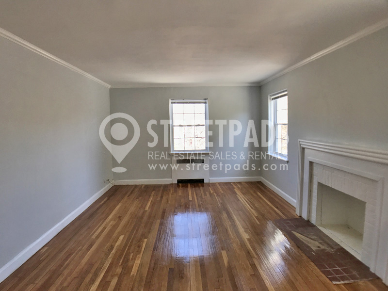 Photos of apartment on Beacon St.,Brookline MA 02446