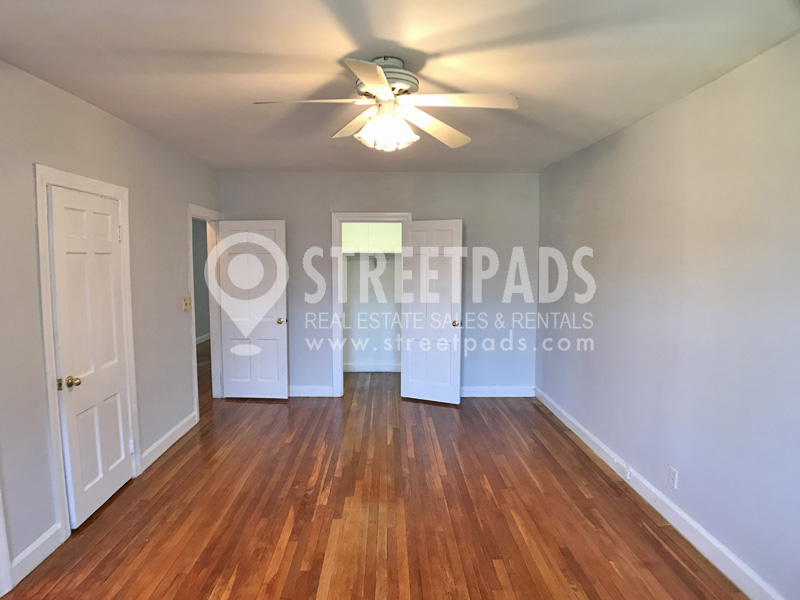 Photos of apartment on Beacon St.,Brookline MA 02446