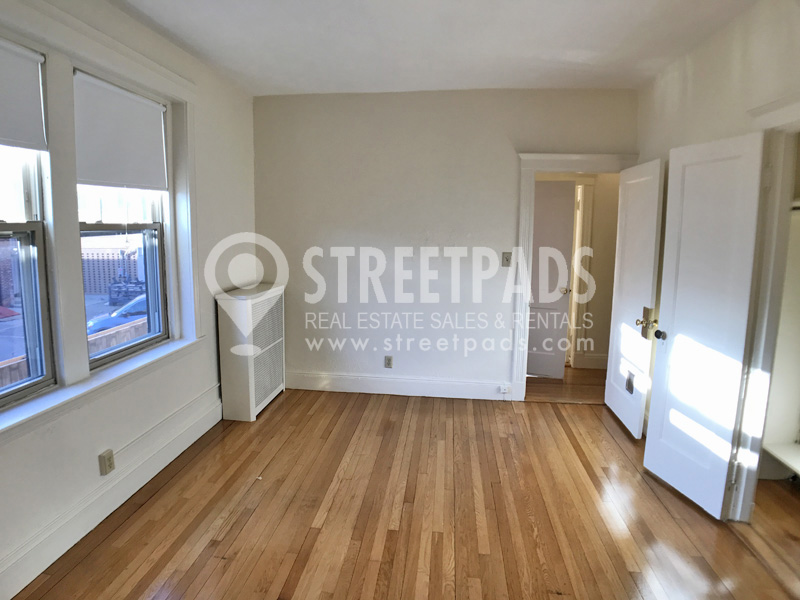 Photos of apartment on Alton Pl.,Brookline MA 02446