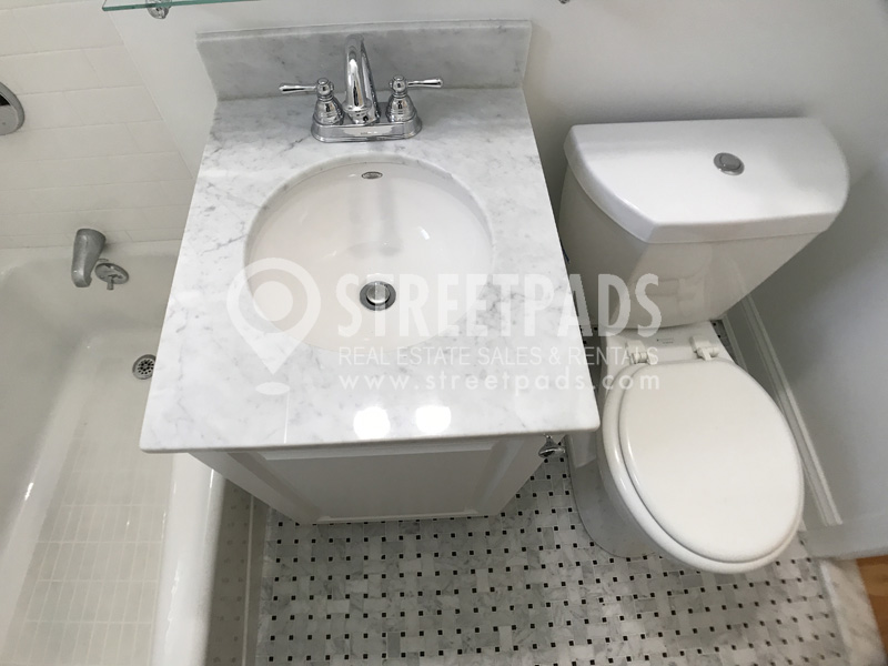 54 Alton Pl, Coolidge Corner