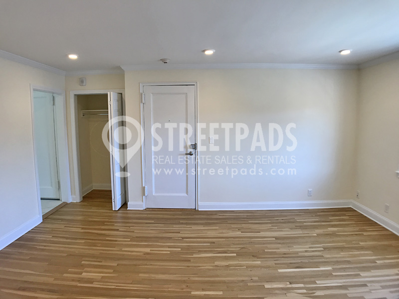 86 Saint Paul St, Coolidge Corner