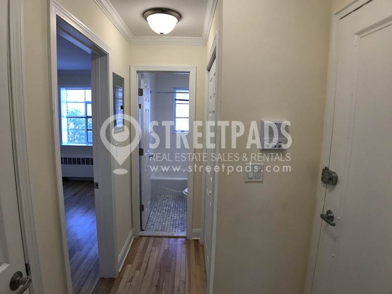 80 Saint Paul St, Coolidge Corner