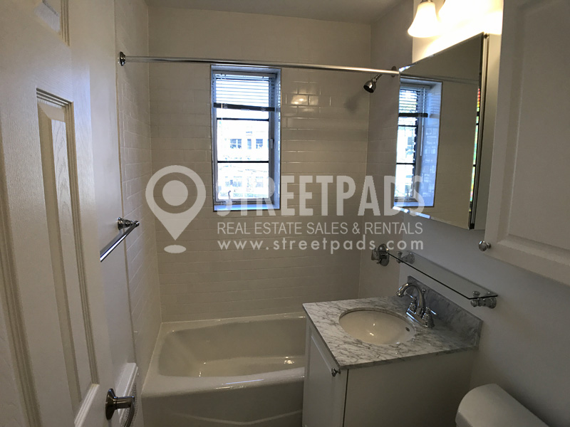 80 Saint Paul St, Coolidge Corner