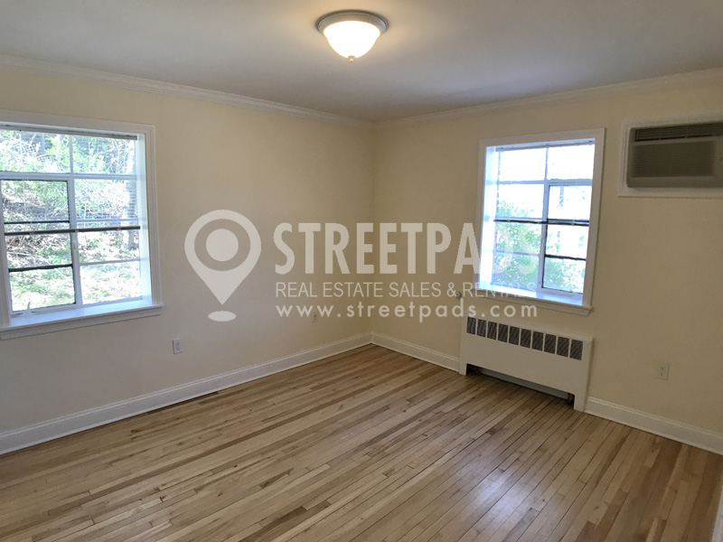 80 Saint Paul St, Coolidge Corner