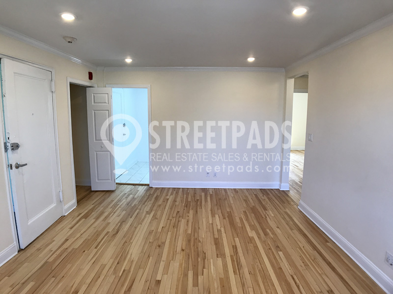 82 Saint Paul St, Coolidge Corner