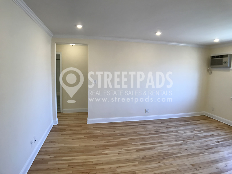 82 Saint Paul St, Coolidge Corner