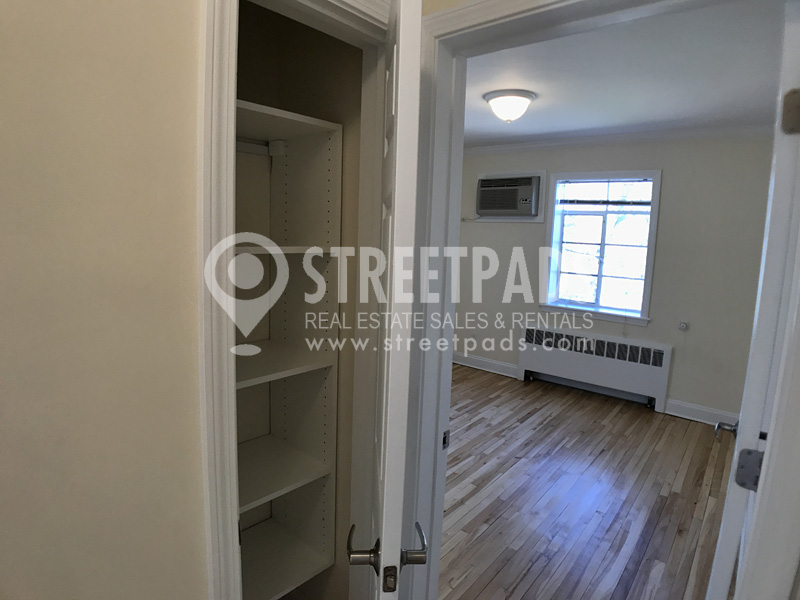 82 Saint Paul St, Coolidge Corner