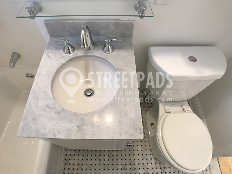 82 Saint Paul St, Coolidge Corner