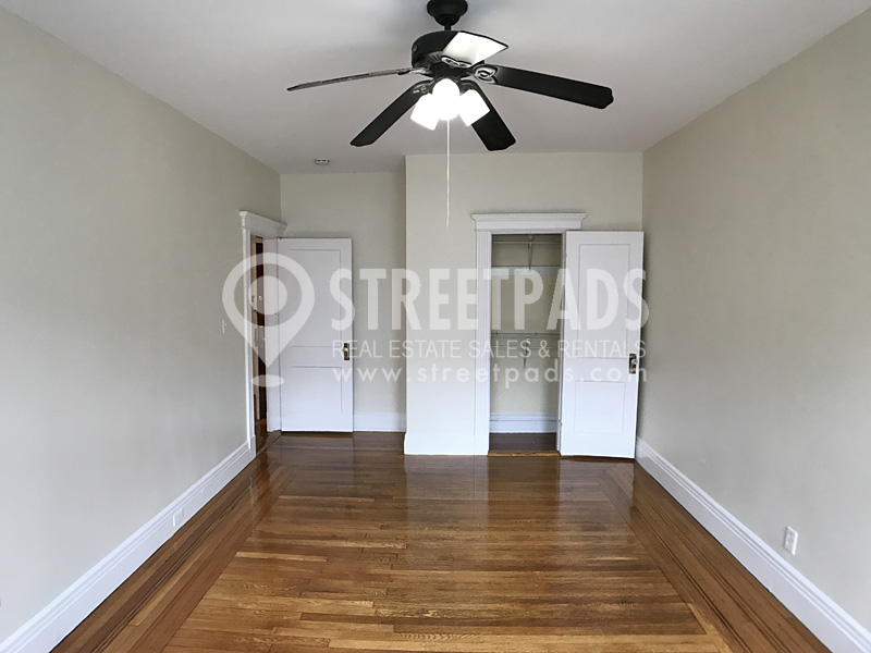 Photos of apartment on Euston St.,Brookline MA 
