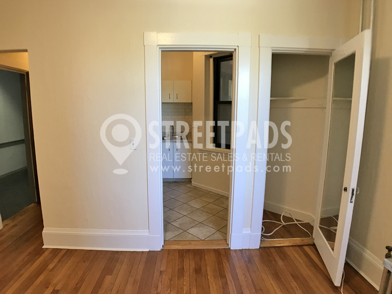 504 Beacon St, Fenway