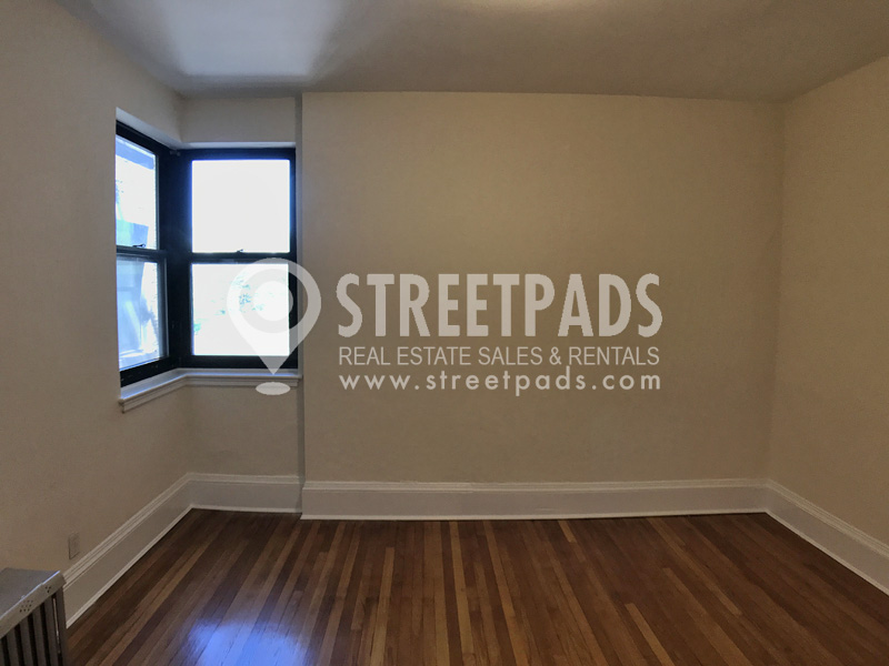 504 Beacon St, Fenway