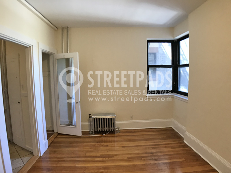 504 Beacon St, Fenway