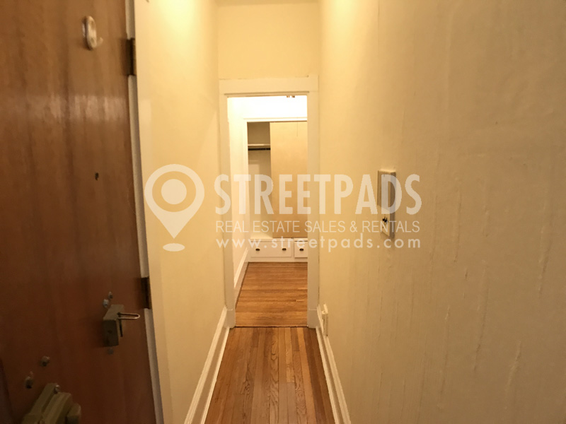 504 Beacon St, Fenway