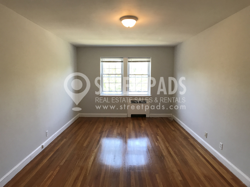 1135 Beacon St, Coolidge Corner