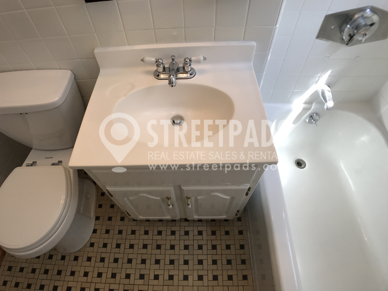 1135 Beacon St, Coolidge Corner