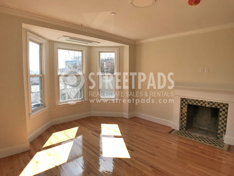 Photos of apartment on Harris St.,Brookline MA 02446