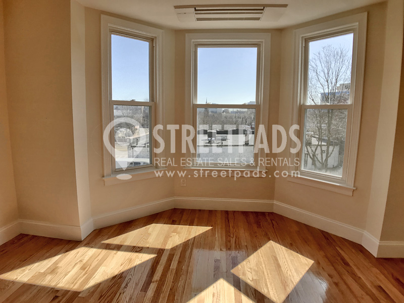 Photos of apartment on Harris St.,Brookline MA 02446