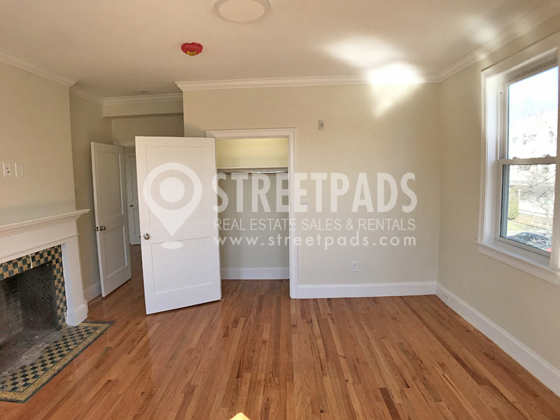 Photos of apartment on Harris St.,Brookline MA 02446