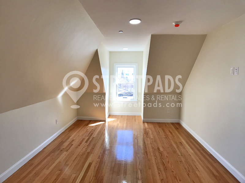 Photos of apartment on Harris St.,Brookline MA 02446