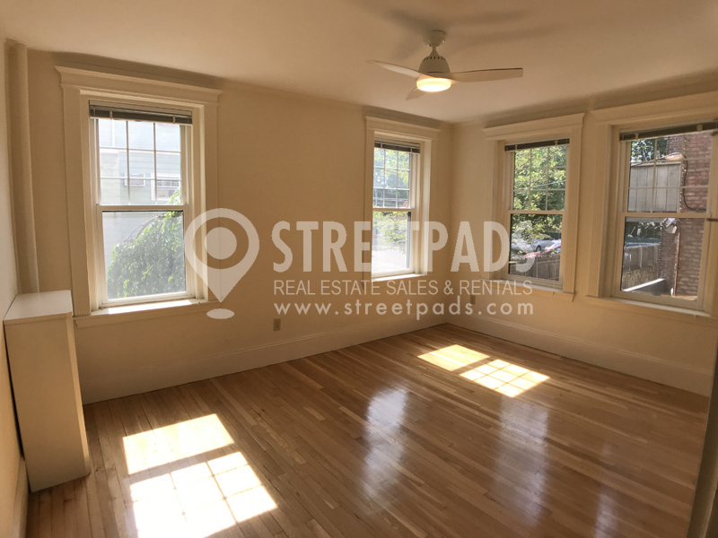 Photos of apartment on Longwood Ave.,Brookline MA 02446