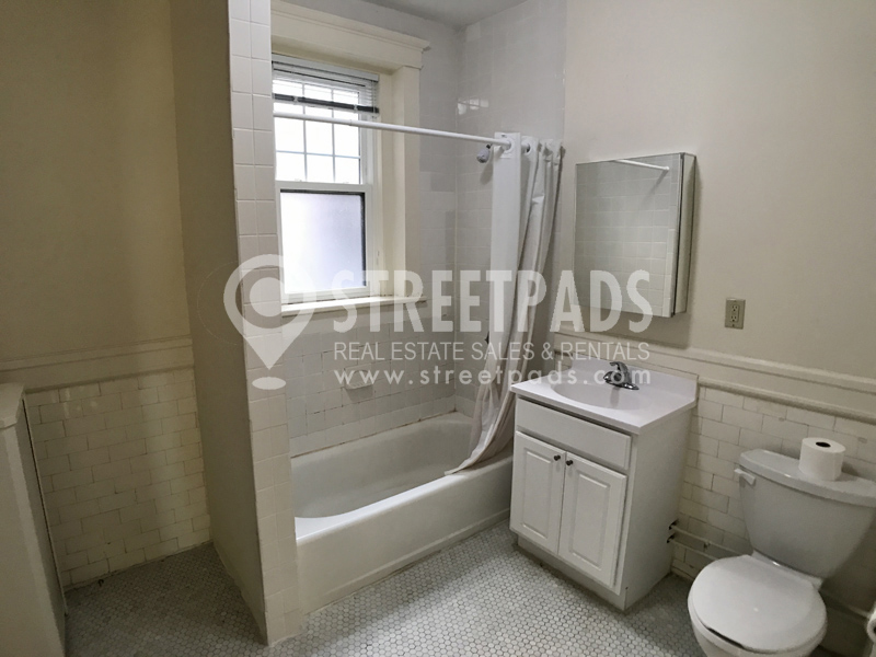 Photos of apartment on Longwood Ave.,Brookline MA 02446