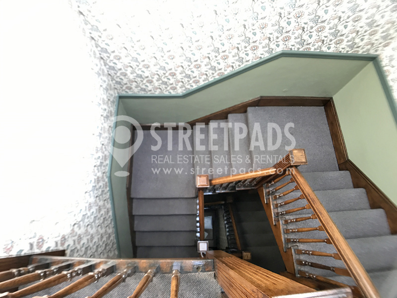 Photos of apartment on Saint Paul St.,Brookline MA 02446