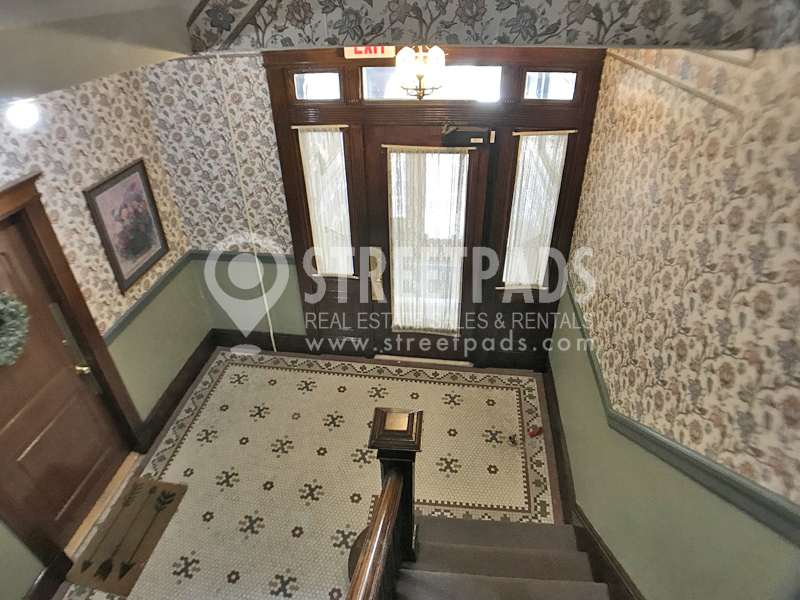 Photos of apartment on Saint Paul St.,Brookline MA 02446