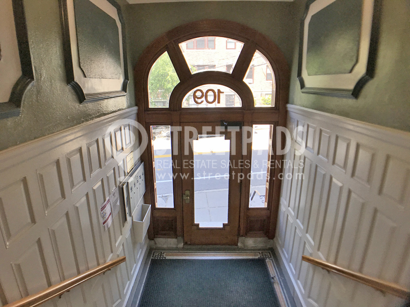 Photos of apartment on Saint Paul St.,Brookline MA 02446