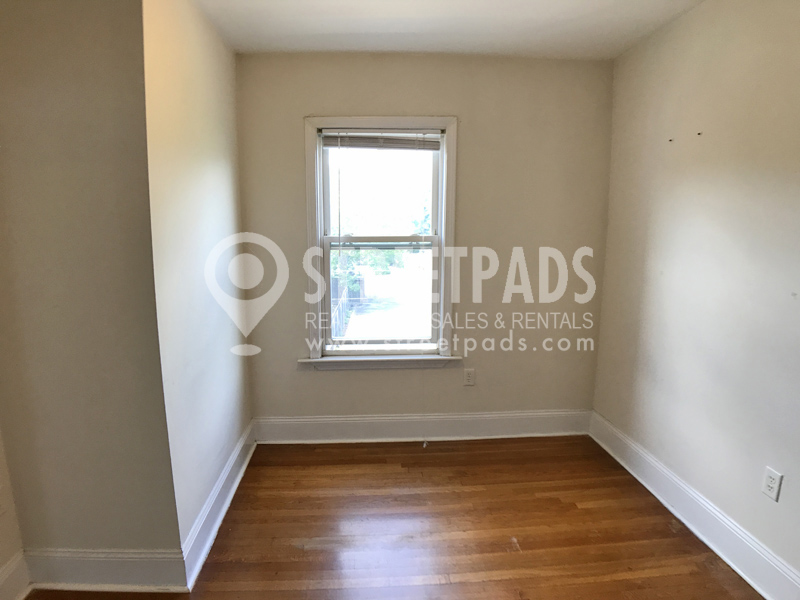 Photos of apartment on Aspinwall Ave.,Brookline MA 02446