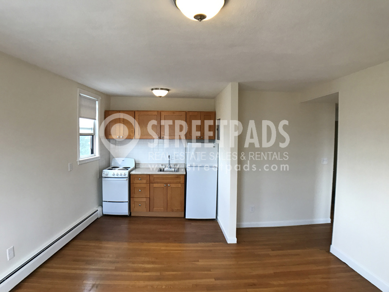 160 North Beacon St, Brighton