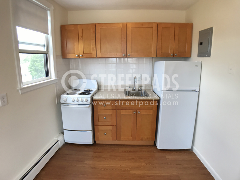 160 North Beacon St, Brighton