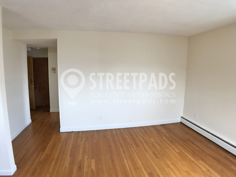 160 North Beacon St, Brighton