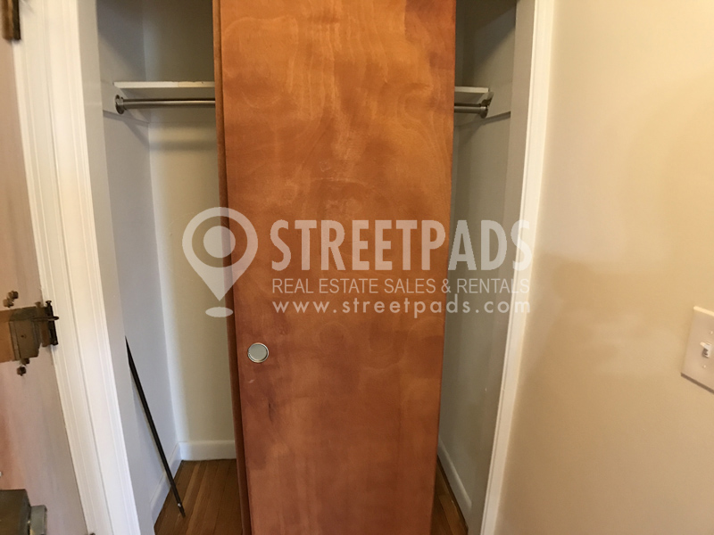 160 North Beacon St, Brighton