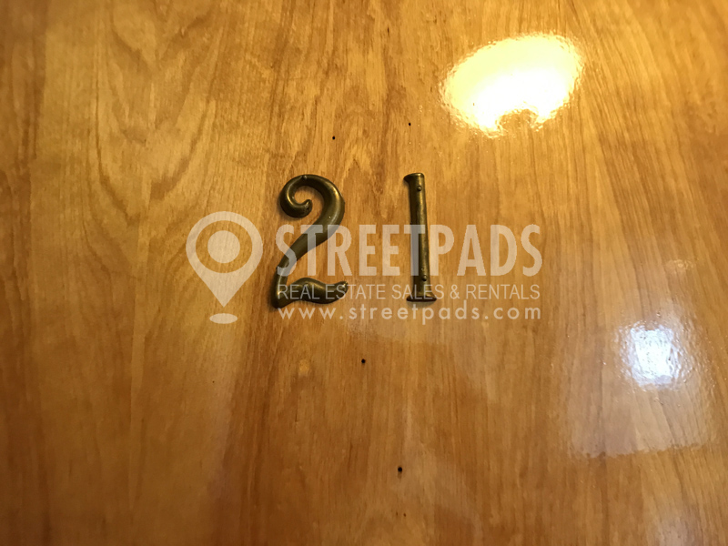 160 North Beacon St, Brighton