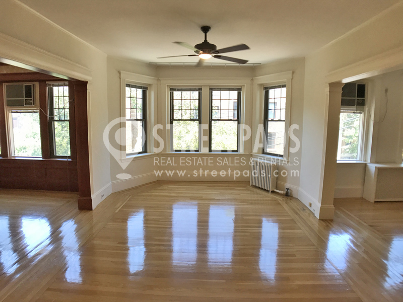 4.5 bed, 2 bath apartment for rent at 109 Saint Paul St Unit 2, Coolidge Corner — photo 2 of 57