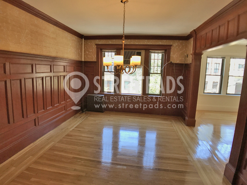 4.5 bed, 2 bath apartment for rent at 109 Saint Paul St Unit 2, Coolidge Corner — photo 10 of 57