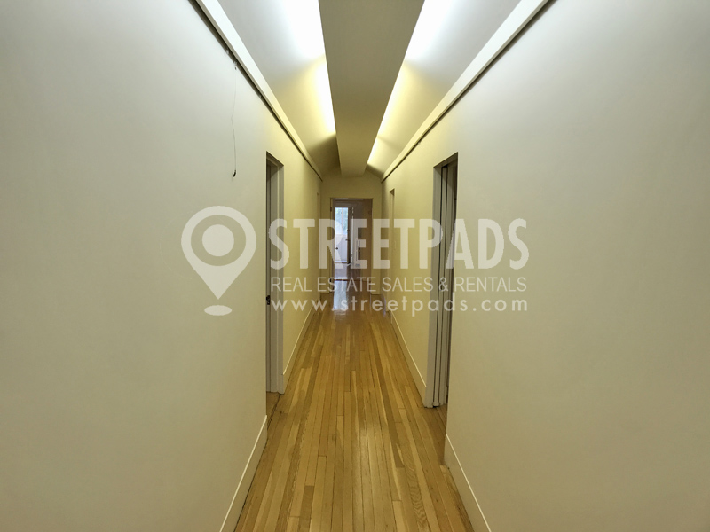 4.5 bed, 2 bath apartment for rent at 109 Saint Paul St Unit 2, Coolidge Corner — photo 23 of 57