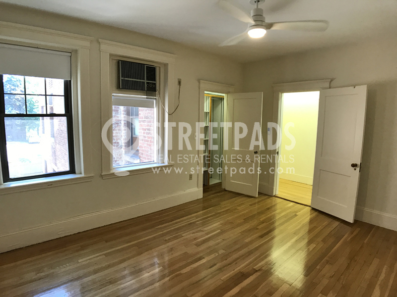 4.5 bed, 2 bath apartment for rent at 109 Saint Paul St Unit 2, Coolidge Corner — photo 25 of 57