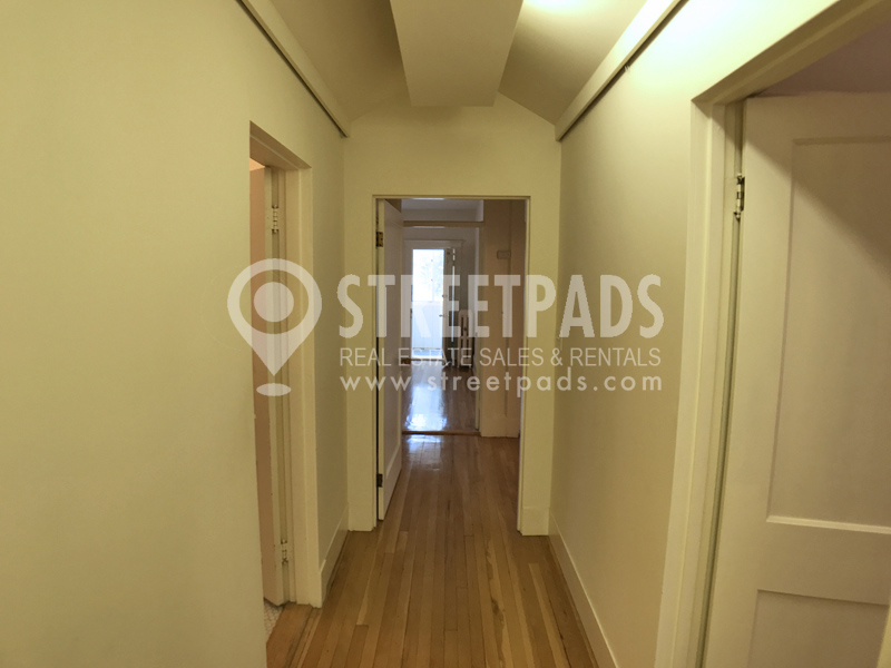 4.5 bed, 2 bath apartment for rent at 109 Saint Paul St Unit 2, Coolidge Corner — photo 27 of 57