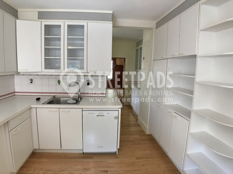 4.5 bed, 2 bath apartment for rent at 109 Saint Paul St Unit 2, Coolidge Corner — photo 17 of 57