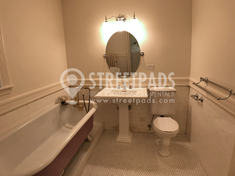 4.5 bed, 2 bath apartment for rent at 109 Saint Paul St Unit 2, Coolidge Corner — photo 31 of 57