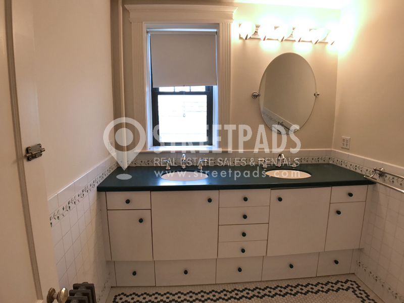 4.5 bed, 2 bath apartment for rent at 109 Saint Paul St Unit 2, Coolidge Corner — photo 35 of 57