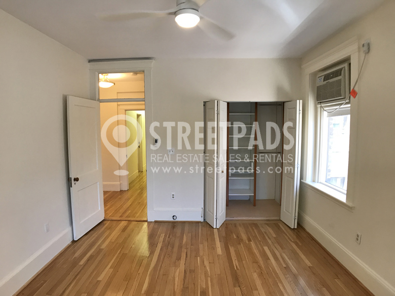 4.5 bed, 2 bath apartment for rent at 109 Saint Paul St Unit 2, Coolidge Corner — photo 43 of 57
